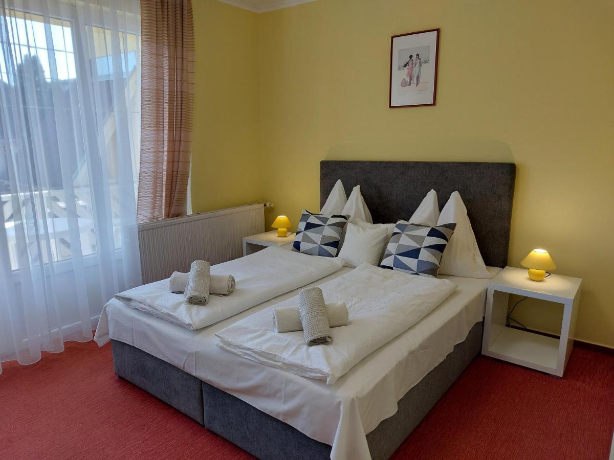 Barbara Wellness Pension Keszthely Bagian luar foto