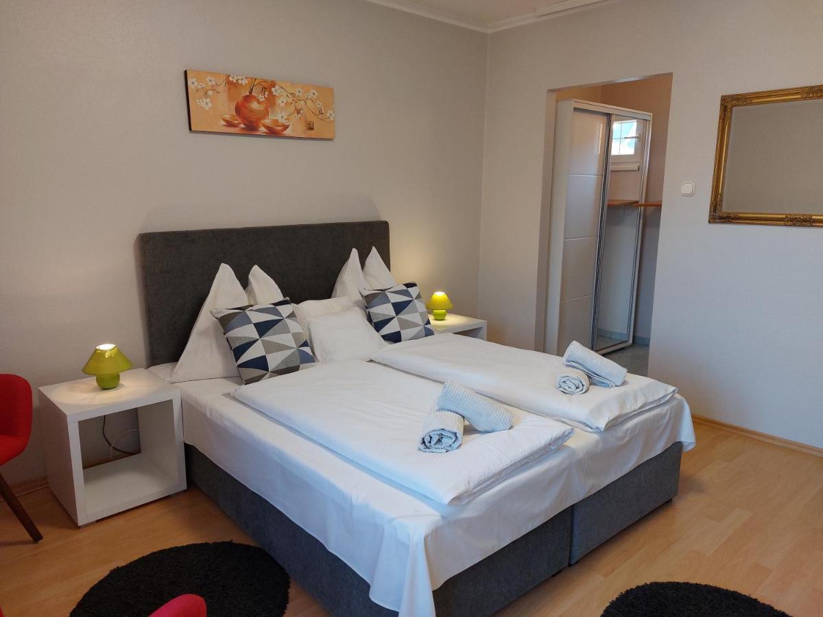 Barbara Wellness Pension Keszthely Bagian luar foto